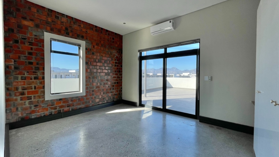 Commercial Property for Sale in Paardevlei Western Cape